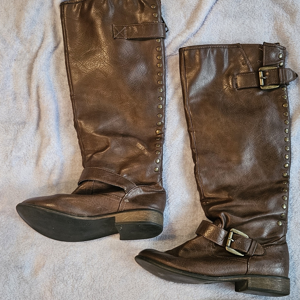 Target Brown Heeled Boots with Buckle Detail